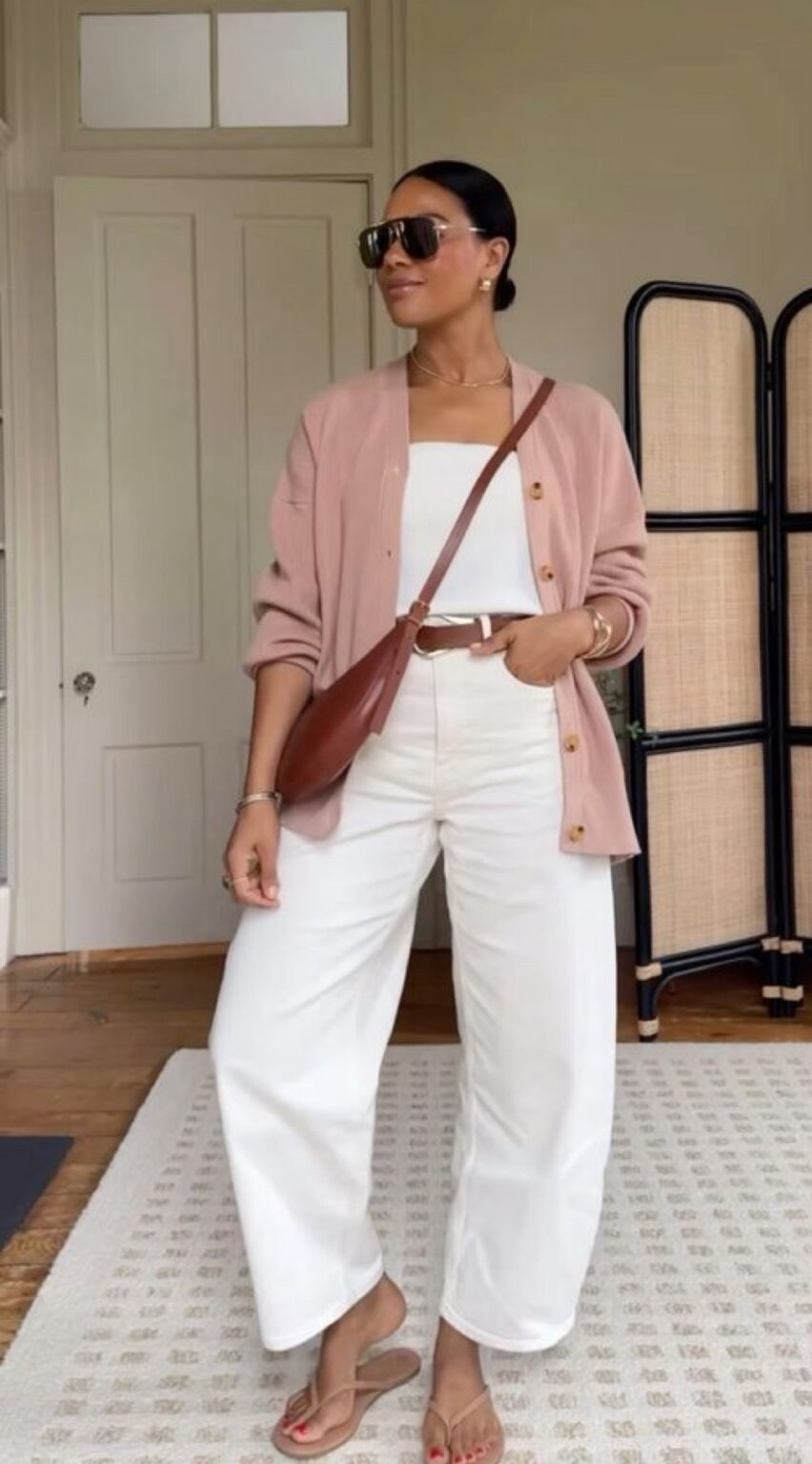 17 Stunning Wide Leg Jeans Outfit Ideas For Every Occasion Diana Colibri 17-stunning-wide-leg-jeans-outfit-ideas-for-every-occasion-diana-colibri