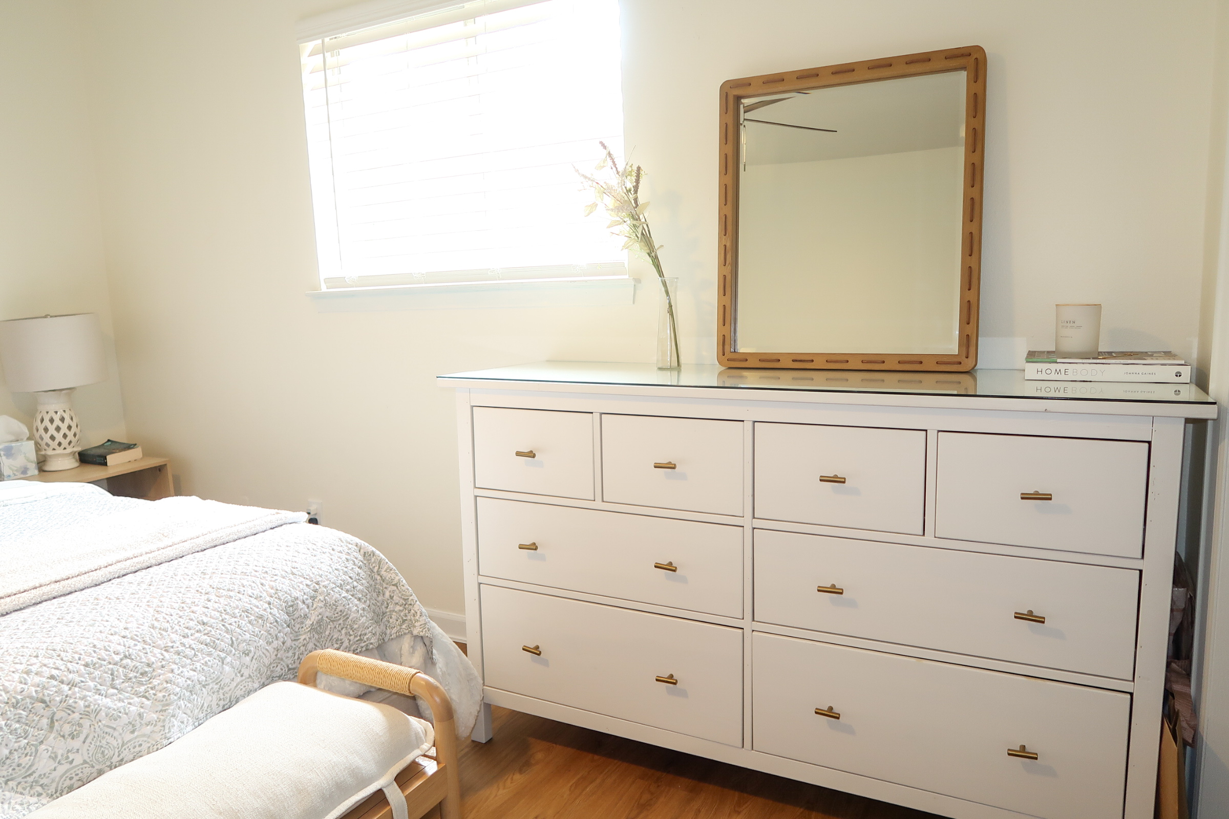 13 Small Bedroom Ideas to Maximize Space - Diana Colibri